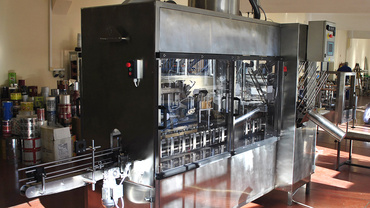 Bottling plant for dairy products