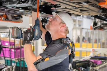 "AIRFRAME ™" exoskeleton with iglidur plain bearings